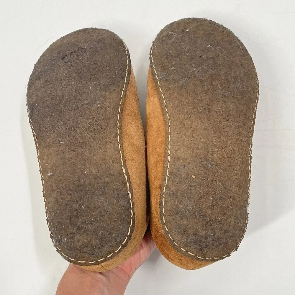 Sorel Suede Slippers Youth Size 5